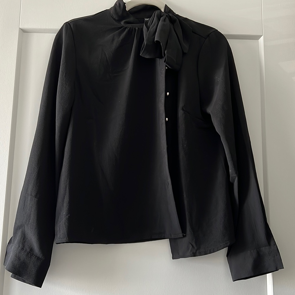 Black SHEIN Blouse